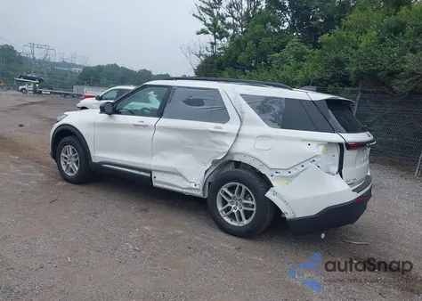 2025 Ford Explorer Active z USA, uszkodzony, nr VIN 1FMUK8DH7SGB43902